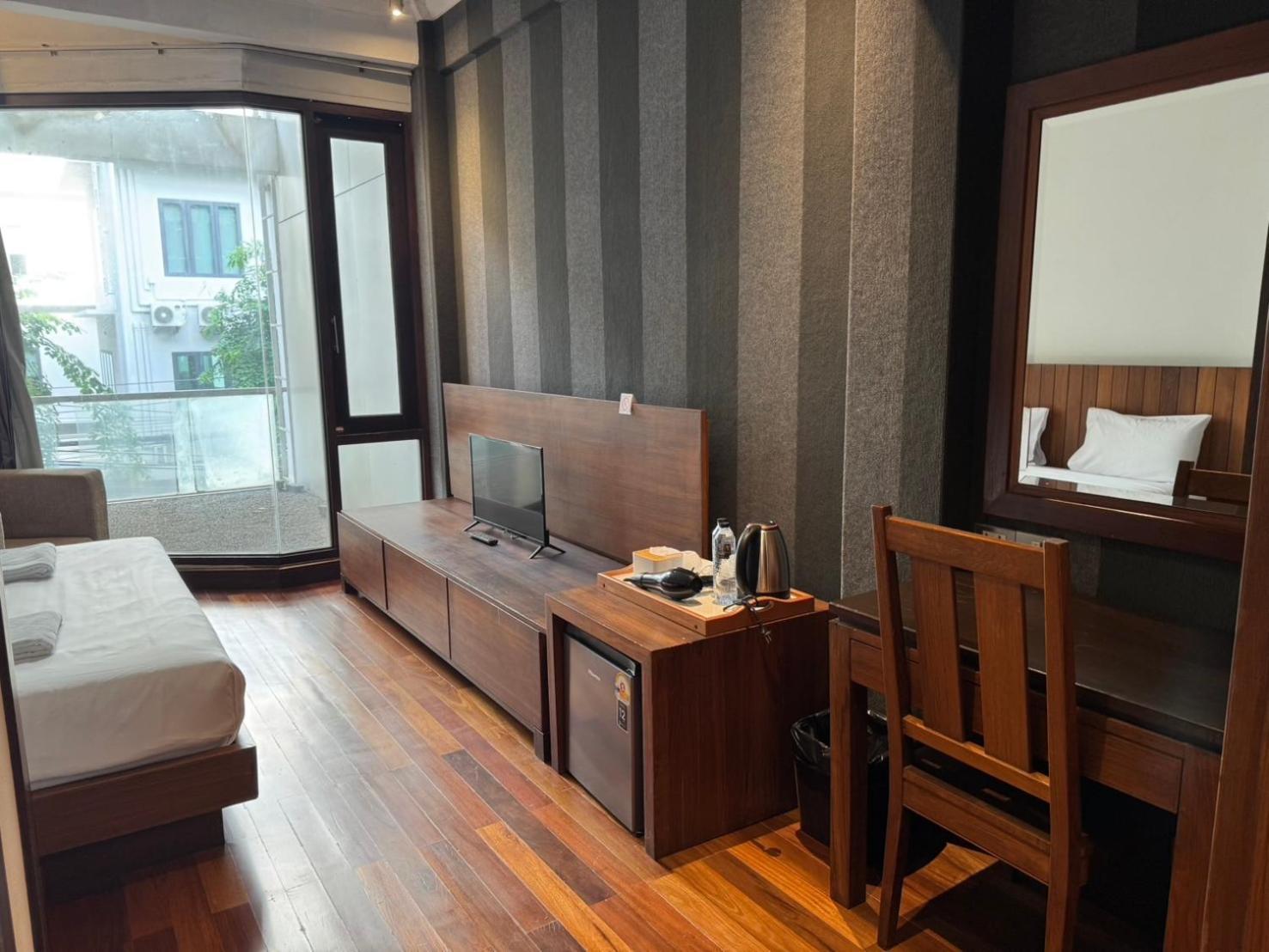 Wish Inn Silom - วิช อินน์ สีลม X Bangkok Exteriér fotografie