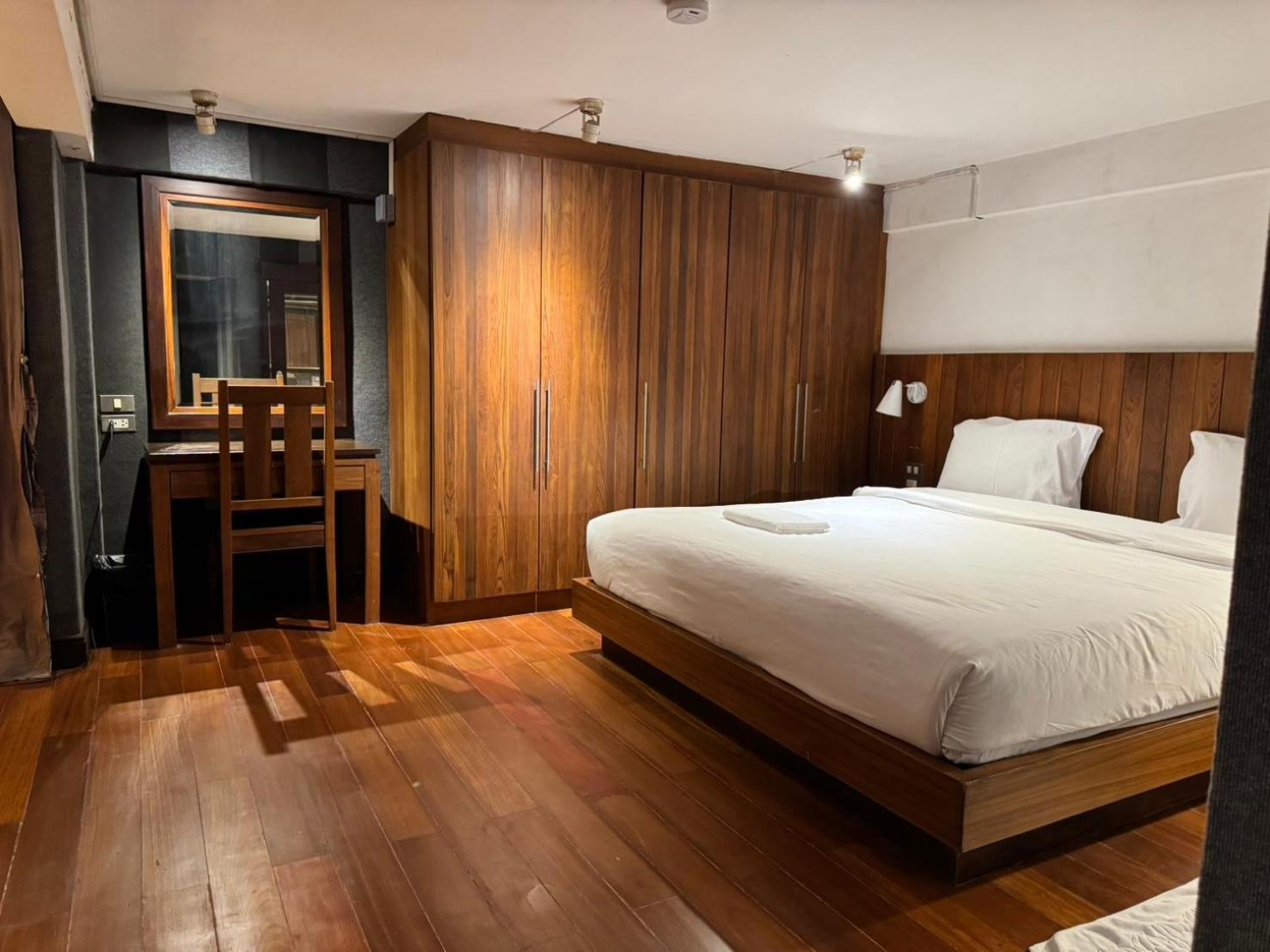 Wish Inn Silom - วิช อินน์ สีลม X Bangkok Exteriér fotografie