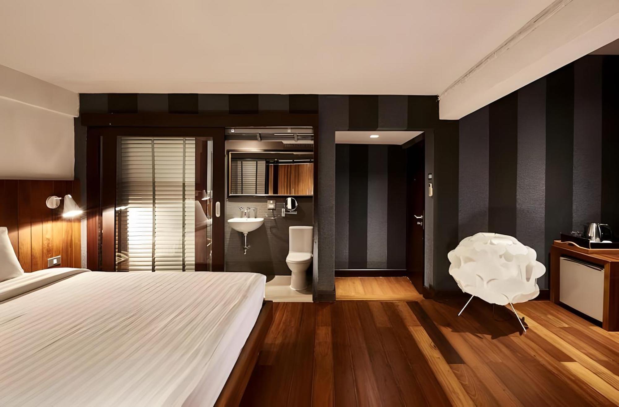Wish Inn Silom - วิช อินน์ สีลม X Bangkok Exteriér fotografie