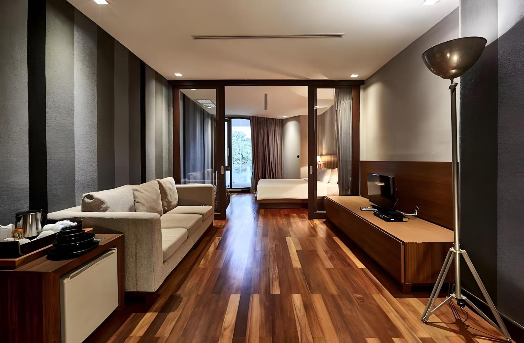Wish Inn Silom - วิช อินน์ สีลม X Bangkok Exteriér fotografie