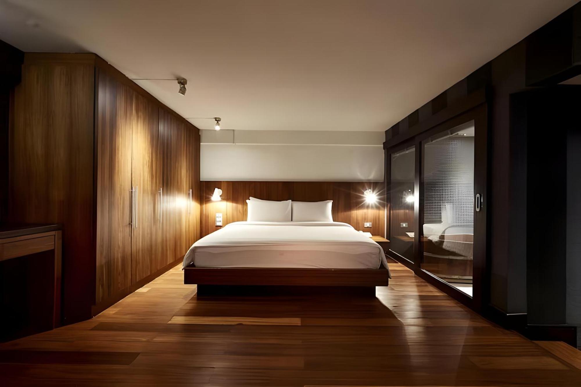 Wish Inn Silom - วิช อินน์ สีลม X Bangkok Exteriér fotografie